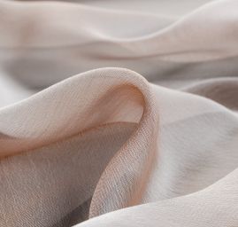 Šifon šanžán béžovohnědý s plisé úpravou