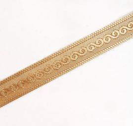 Stuha žakárová se vzorem spirály zlatá