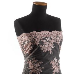 Krajka na vzorovém tylu květy sv.růžová