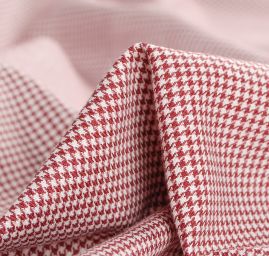 Kostýmová bavlněná látka vzor pepito červená II.jakost