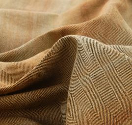 Kostýmová látka Art Fabrics rybí kost žlutohnědý melír