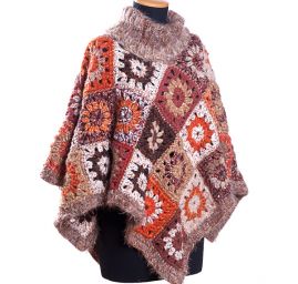 Originální háčkované pončo s rolákem