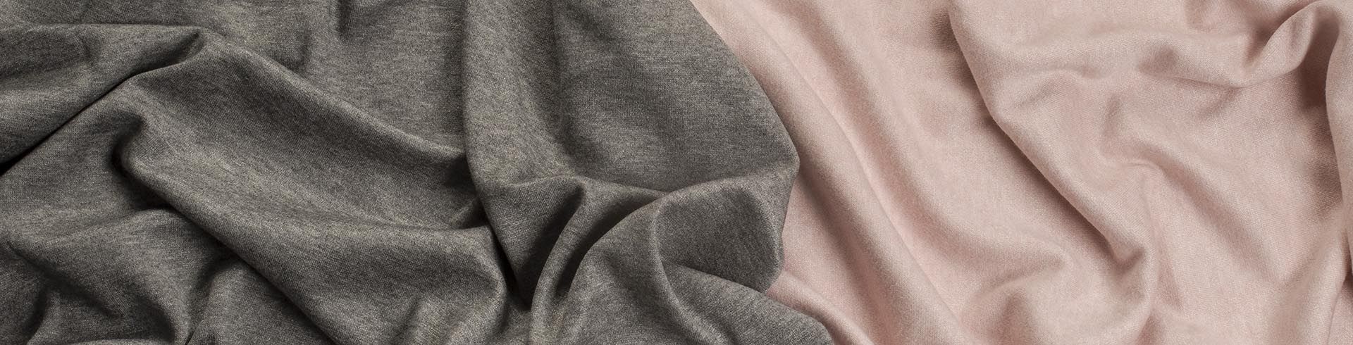 Silnější a hřejivé pleteniny se slevou až 57 %